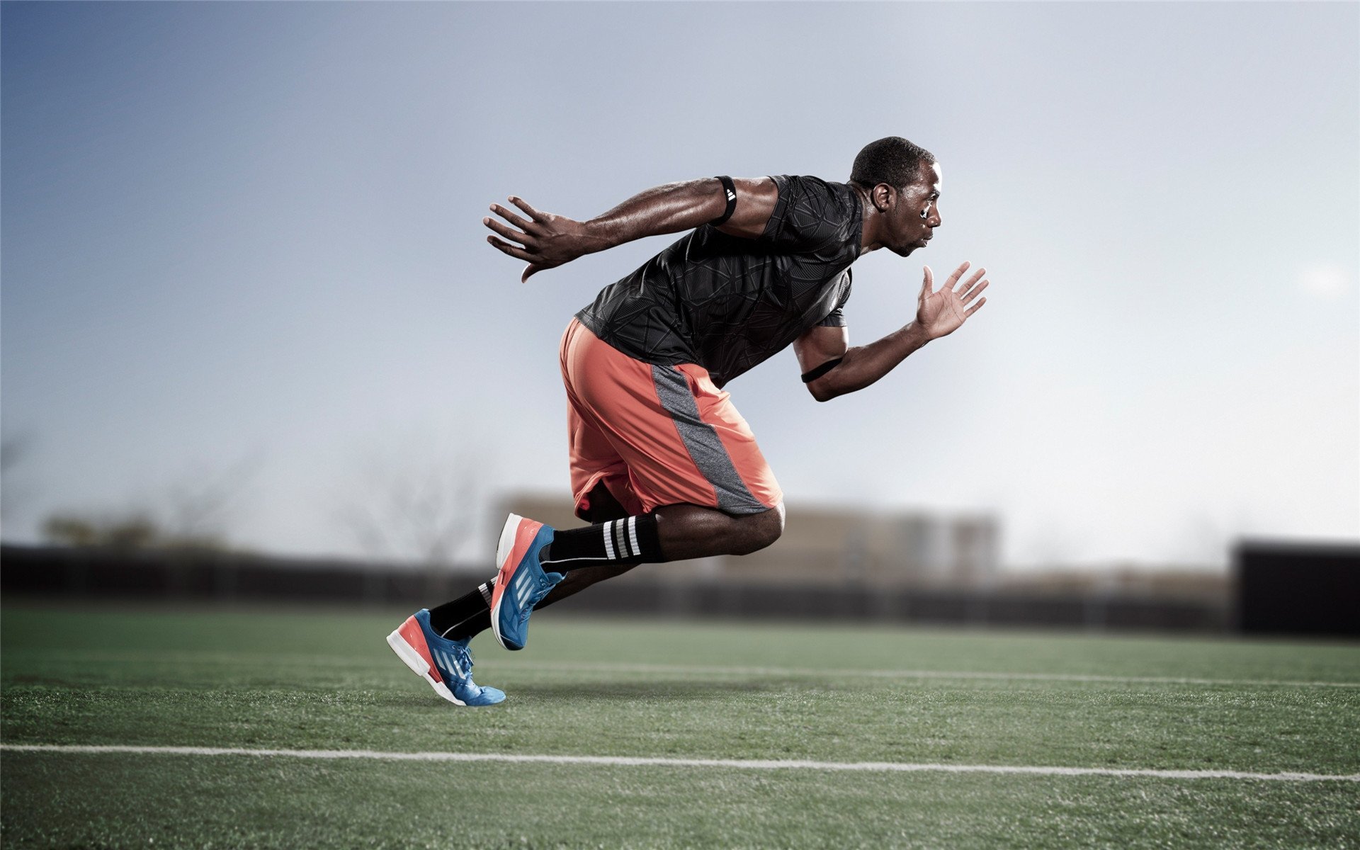 德甲战场：速度与力量的完美交锋！，德甲速度最快现役球员