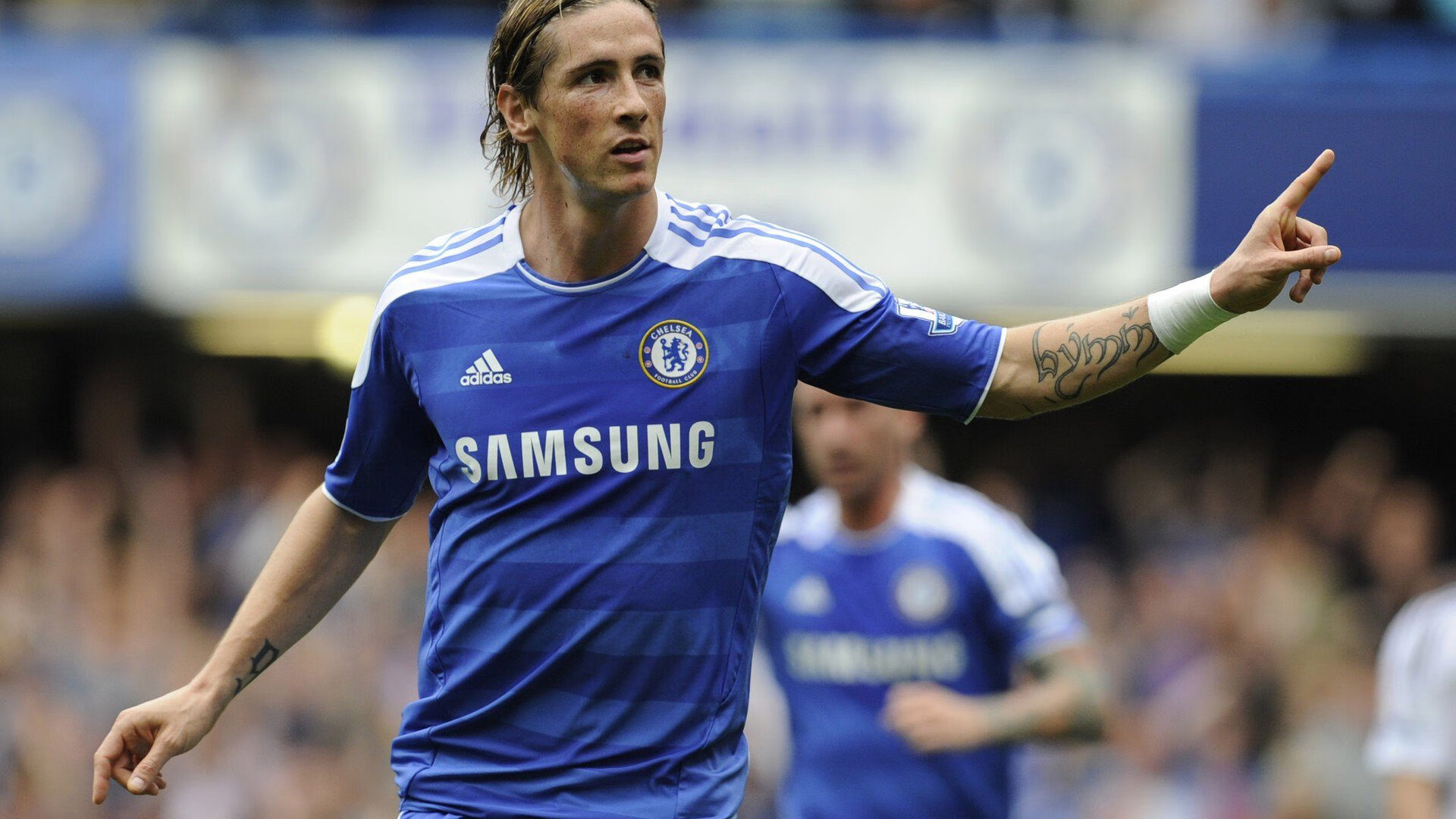 艾比·德尔福：坚如磐石的防守能力，成为南非队的后防屏障，《艾比·里德尔》